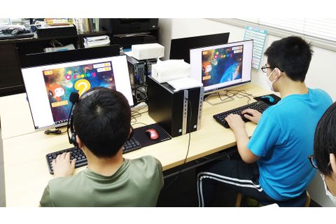PCの基本操作から学べるので初心者でも安心。