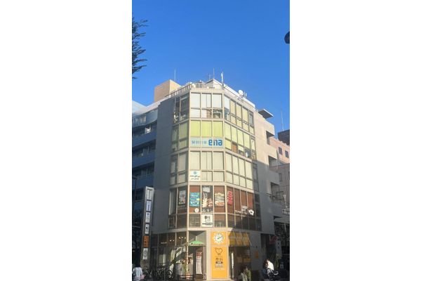 三鷹