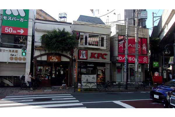ダイソーさんの入っているビルの４Fです！