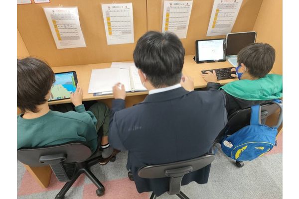 最大3名の少人数制！