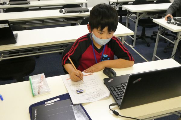 実務で通用するプログラミングまでサポート