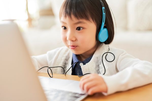 小さいお子さまからでも楽しく学べます。