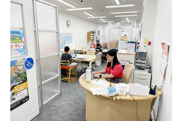 開放的な明るい教室