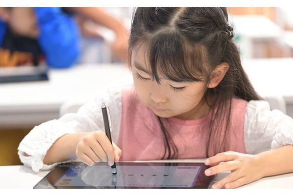 子ども教育に実績のあるヒューマンアカデミーの講座