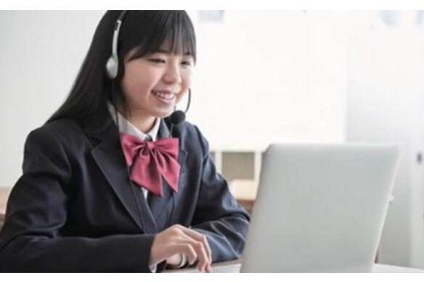 プログラミング教育における地域格差を解消する
