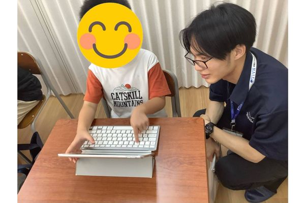 レベルや学習ペースに合わせて一人ひとりに個別最適化されたレッスン