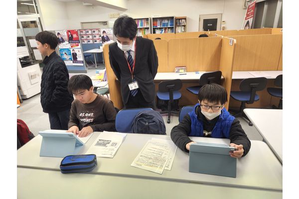 プログラミング教育HALLOは将来必要な自分で考える主体性が養えます。