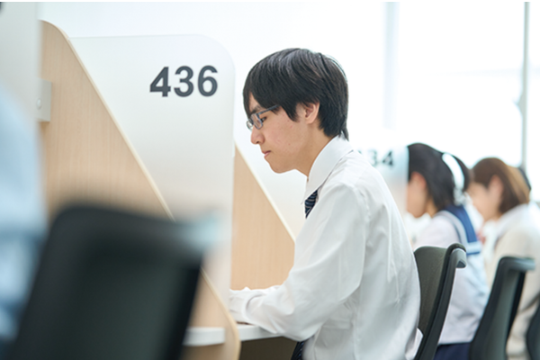 駿台予備学校の自習室