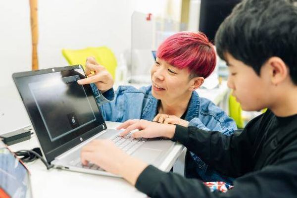 「🤖プログラミング、ロボット、3Dデザイン何でも学べる」「📅振替や一時休会など柔軟で通いやすい」