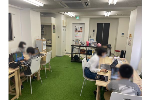 好きな時間に予約！レッスン後も教室内でお預かりが可能です