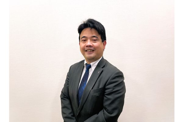 半澤　英樹