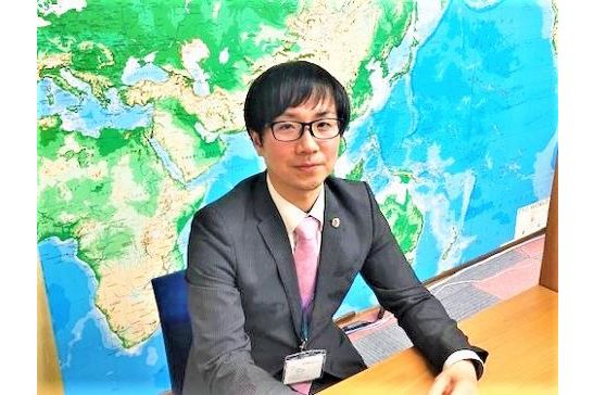野村 佳章