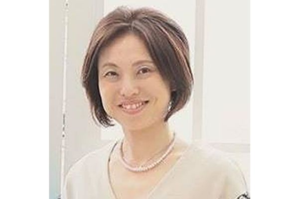 小峯 洋子