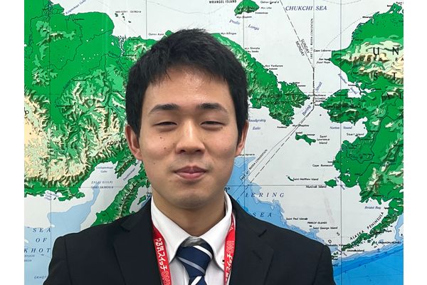 金子駿佑
