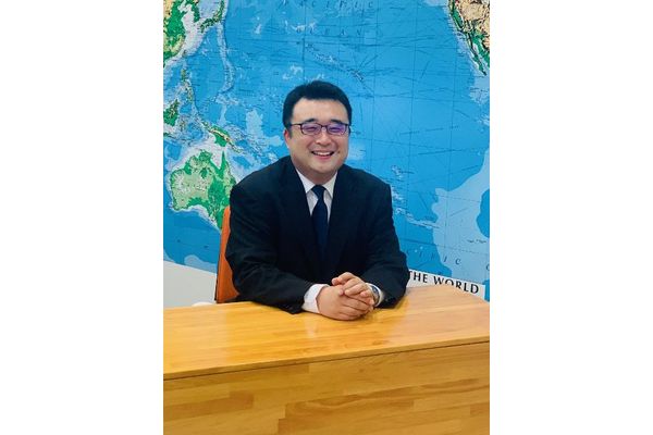 須藤 賢一