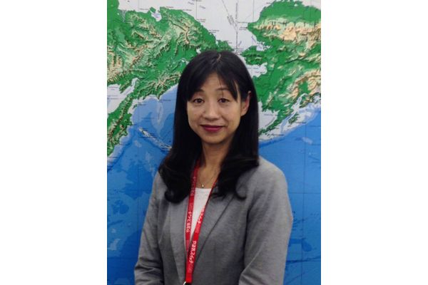 井上　友子