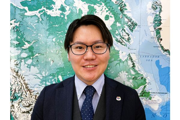 山口 学