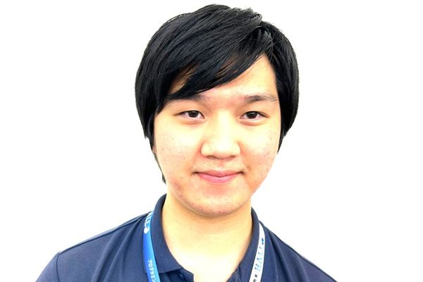 小林　瑛太