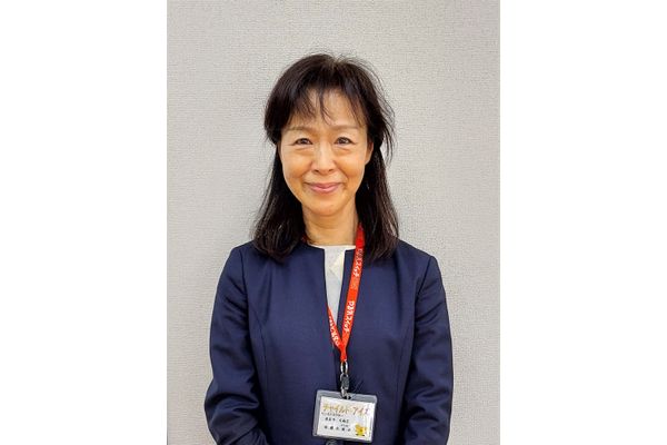 佐藤　久美子　コーチ