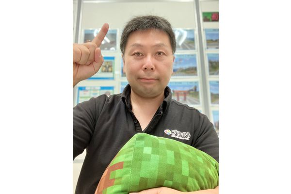 安倉崇展（あくら　たかのぶ）